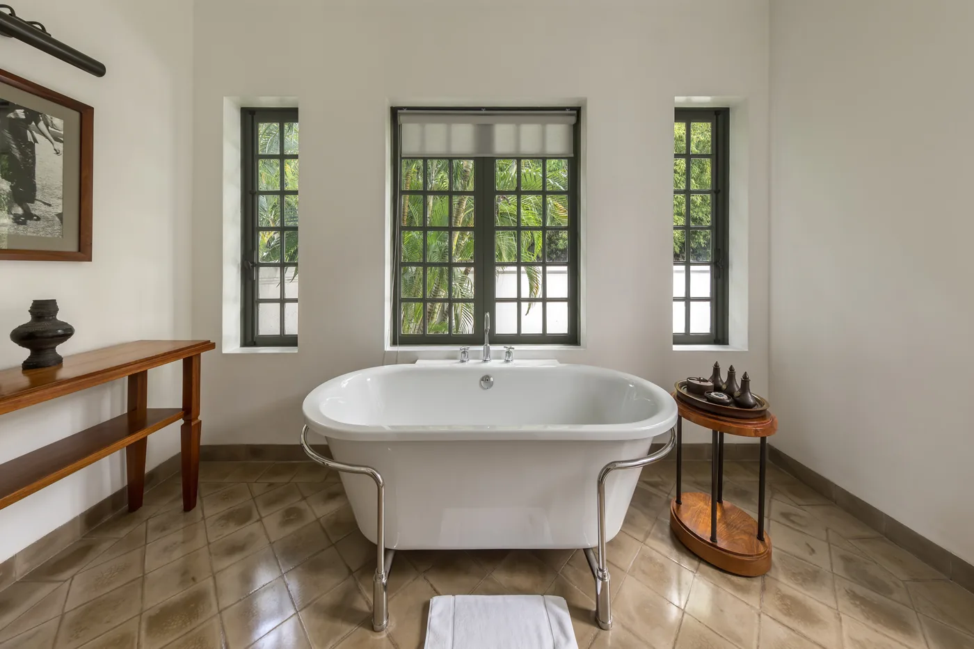 Shower & Tub Leak in a Denton home